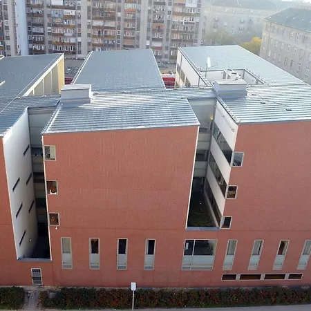 Apartamento Corvin-szigony